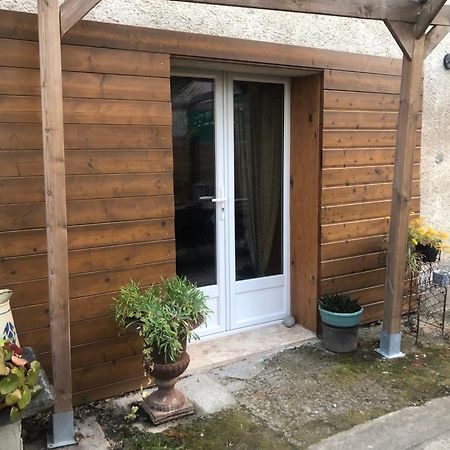 Bienvenue « A L'Ombre Du Figuier » Apartment Pieusse Bagian luar foto