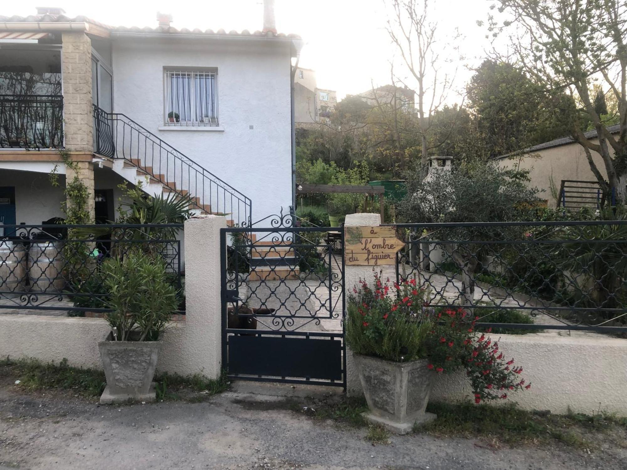 Bienvenue « A L'Ombre Du Figuier » Apartment Pieusse Bagian luar foto